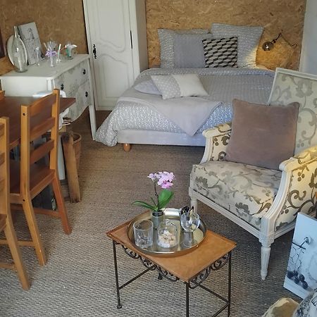 Le Laboratoire Shabby Chic De La Parfumerie Du Manoir Chavagne 外观 照片